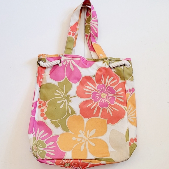 Clinique Tote - Picture 6 of 12